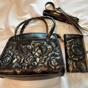Patricia Nash purse & Walket